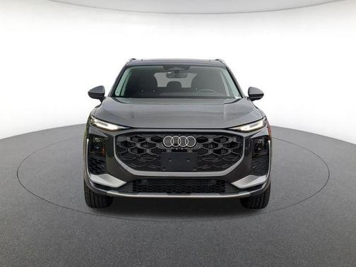 Daytona Gray Pearl Effect 2026 Audi Q3 TFSI quattro S tronic