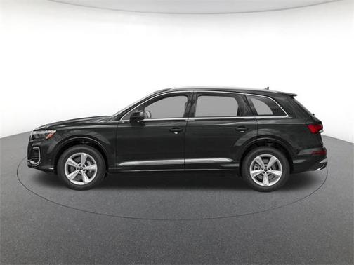 2026 Audi Q7 45 Premium Plus