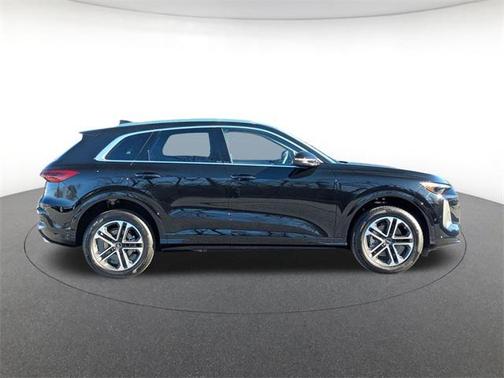 2025 Audi Q5 Premium TFSI quattro S tronic