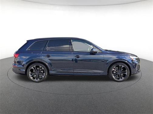 2026 Audi Q7 55 Premium Plus