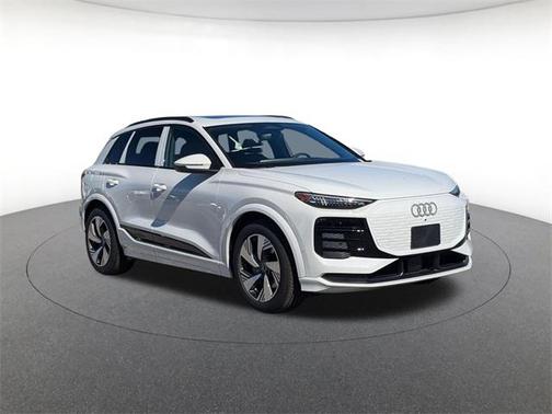 2025 Audi Q6 e-tron Prestige quattro