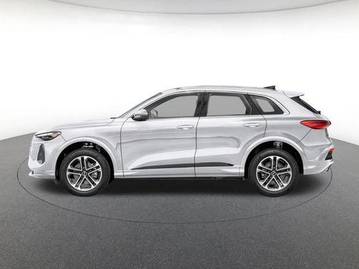 2026 Audi Q5 Premium Plus TFSI quattro S tronic