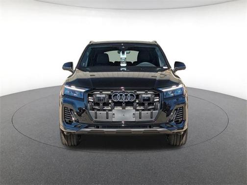 2026 Audi Q7 45 Premium
