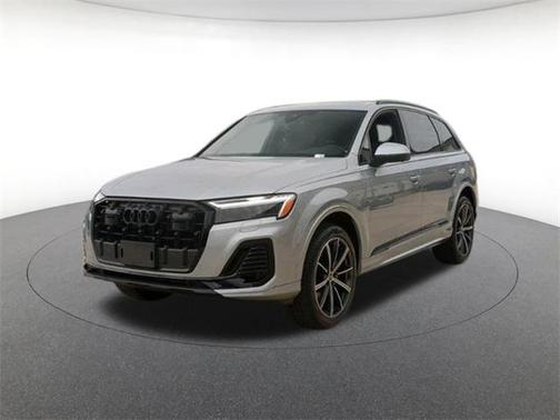 2025 Audi Q7 45 Premium Plus