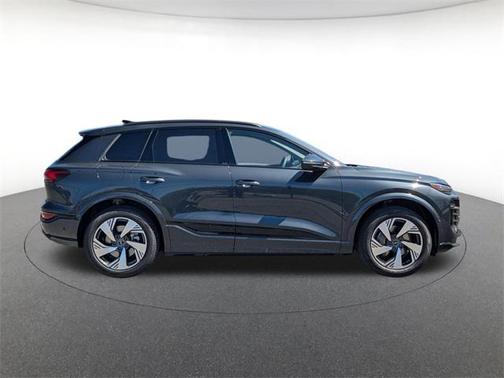 2025 Audi Q6 e-tron Premium Plus quattro