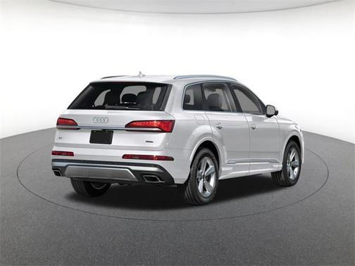 2026 Audi Q7 55 Premium Plus