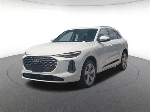 2025 Audi Q5 Premium Plus