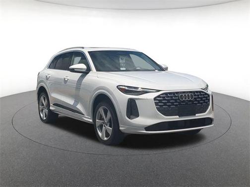 2025 Audi Q5 Premium Plus