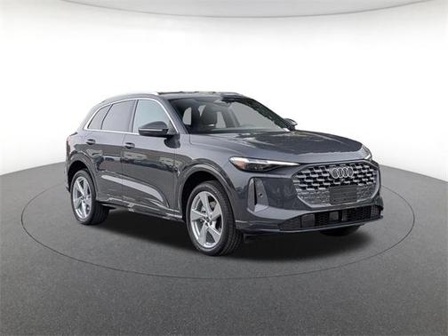 2025 Audi Q5 Premium Plus TFSI quattro S tronic