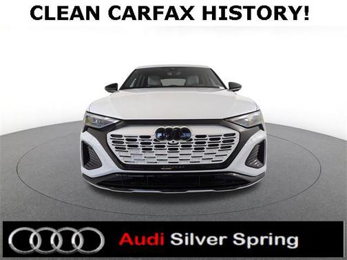 2024 Audi Q8 e-tron Prestige