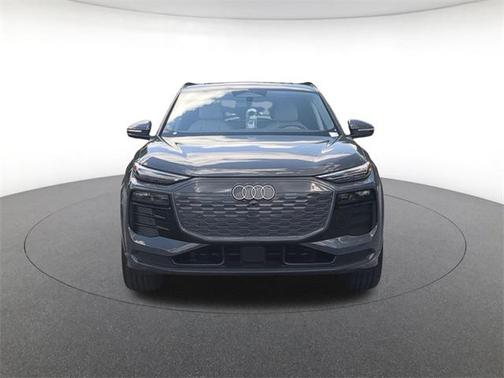 2025 Audi Q6 e-tron Premium Plus