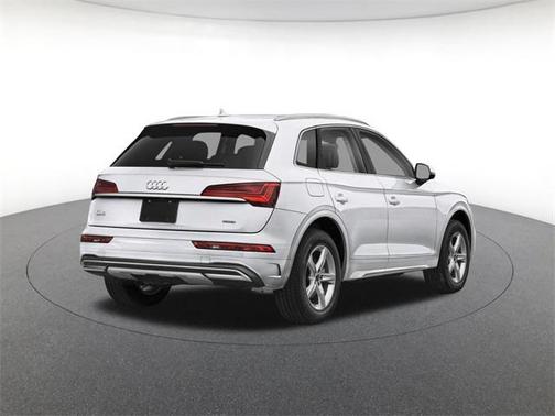 2025 Audi Q5 45 S line Premium