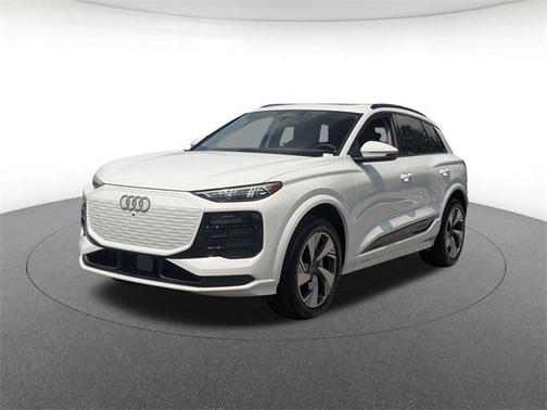 2025 Audi Q6 e-tron Premium Plus quattro