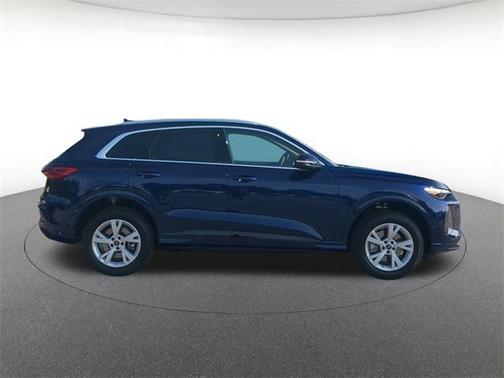 2025 Audi Q5 Premium