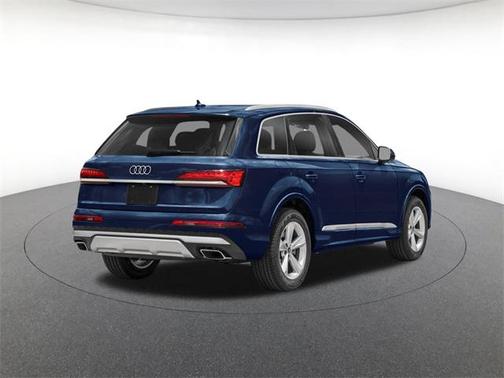 2025 Audi Q7 45 Premium Plus
