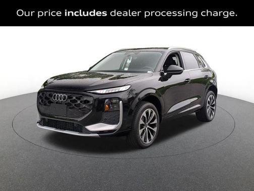 Mythos Black Metallic 2026 Audi Q3 TFSI quattro S tronic