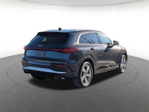 2025 Audi Q5 Prestige TFSI quattro S tronic