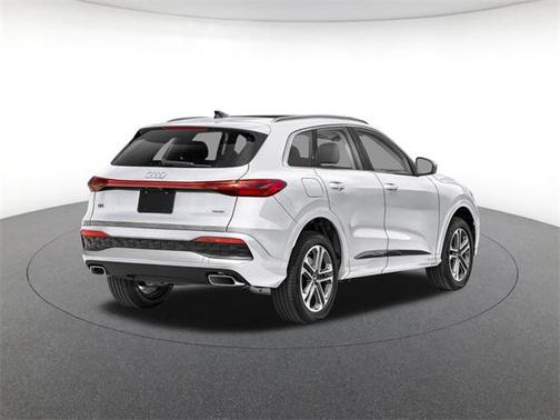 2025 Audi Q5 Premium TFSI quattro S tronic