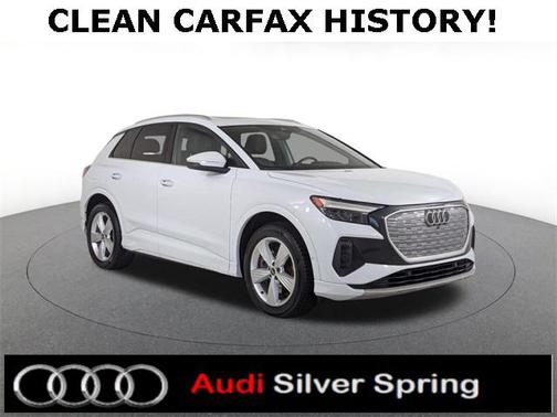 2022 Audi e-tron Premium Plus