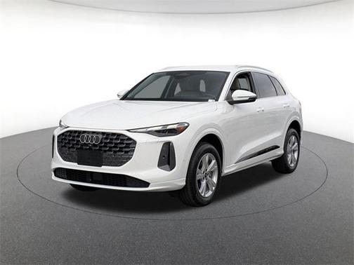 2025 Audi Q5 Premium TFSI quattro S tronic