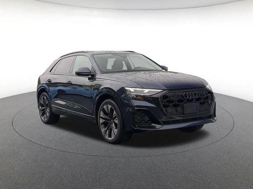 Waitomo Blue Metallic 2026 Audi Q8 55 Premium Plus