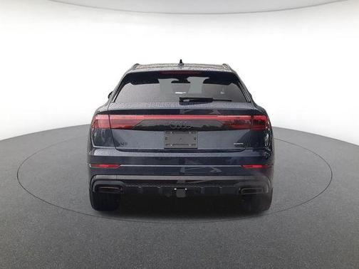 Waitomo Blue Metallic 2026 Audi Q8 55 Premium Plus