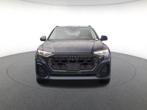 Waitomo Blue Metallic 2026 Audi Q8 55 Premium Plus
