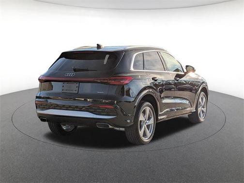 2025 Audi Q5 Premium Plus TFSI quattro S tronic