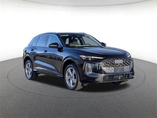 2025 Audi Q5 Premium Plus TFSI quattro S tronic