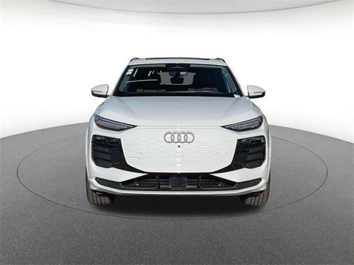 2025 Audi Q6 e-tron Premium Plus quattro
