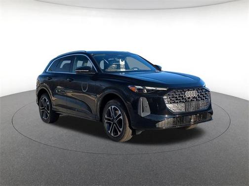 2025 Audi Q5 Premium TFSI quattro S tronic