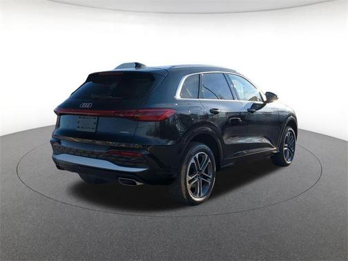 2025 Audi Q5 Premium TFSI quattro S tronic