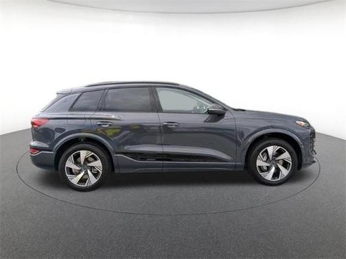 2025 Audi Q6 e-tron Premium Plus quattro
