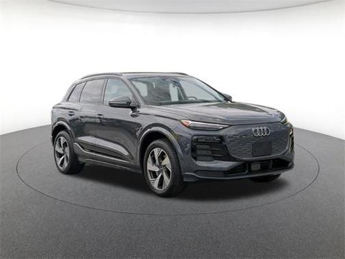 2025 Audi Q6 e-tron Premium Plus quattro