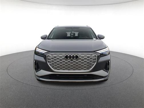 2025 Audi Q4 e-tron Premium Plus 55 quattro