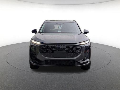 Daytona Gray Pearl Effect 2026 Audi Q3 TFSI quattro S tronic