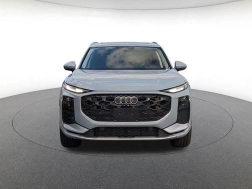 Pear 2026 Audi Q3 TFSI quattro S tronic