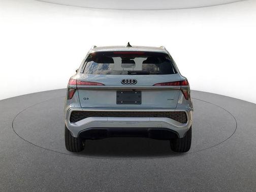Pear 2026 Audi Q3 TFSI quattro S tronic