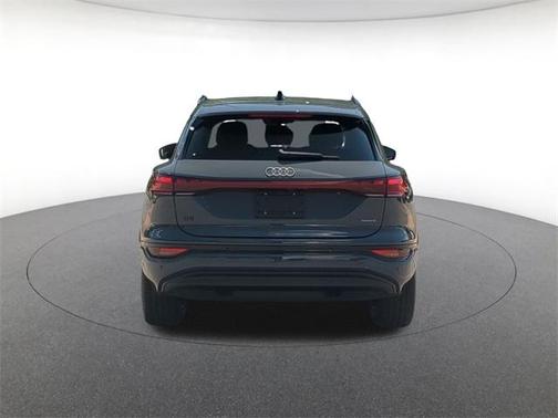 2025 Audi Q6 e-tron Premium Plus quattro