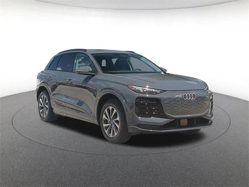 2025 Audi Q6 e-tron Premium Plus quattro