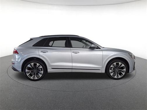 2025 Audi Q8 55 Premium