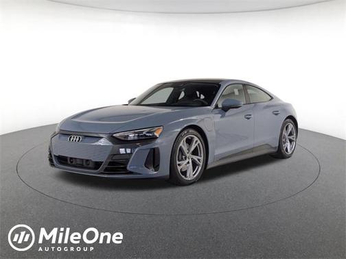 2024 Audi e-tron GT Premium Plus quattro