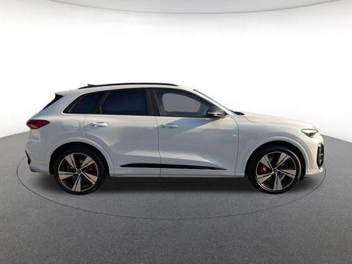 Glacier White Metallic 2026 Audi SQ5 3.0T Premium Plus