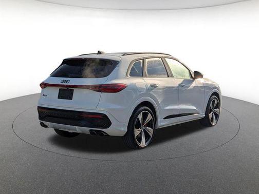 Glacier White Metallic 2026 Audi SQ5 3.0T Premium Plus