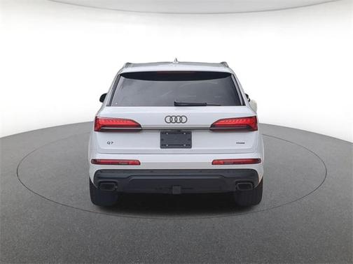 2025 Audi Q7 55 Premium Plus