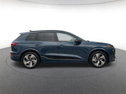 2025 Audi Q6 e-tron Prestige quattro