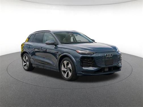 2025 Audi Q6 e-tron Prestige quattro