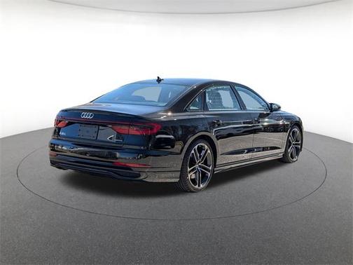 2025 Audi A8 L 55 TFSI quattro Tiptronic