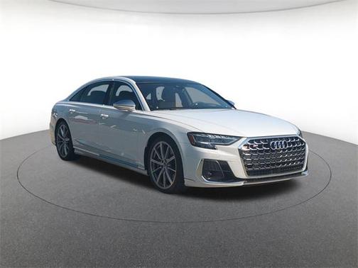 2025 Audi S8 4.0T