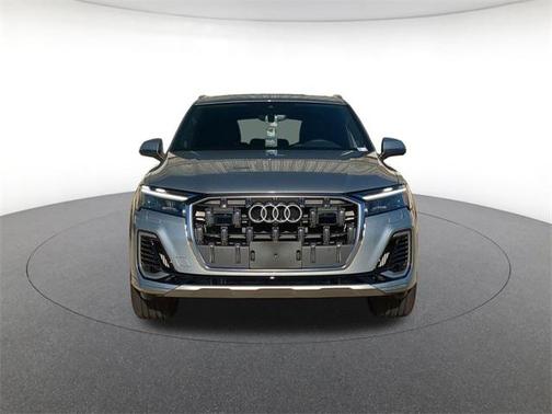 2026 Audi Q7 55 Premium Plus